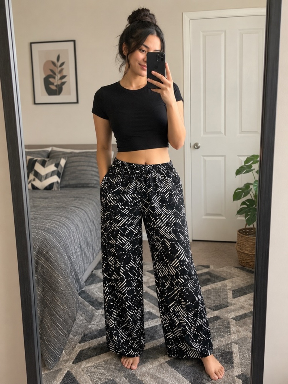 Worthington Black and White Abstract Wide-Leg Pants